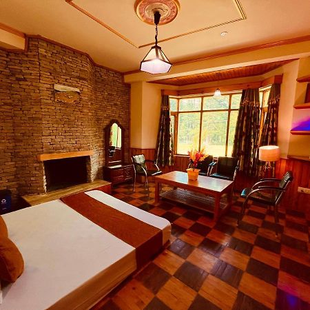 Woods Villa- A Luxury Mountains View Cottages Manali  Exterior photo