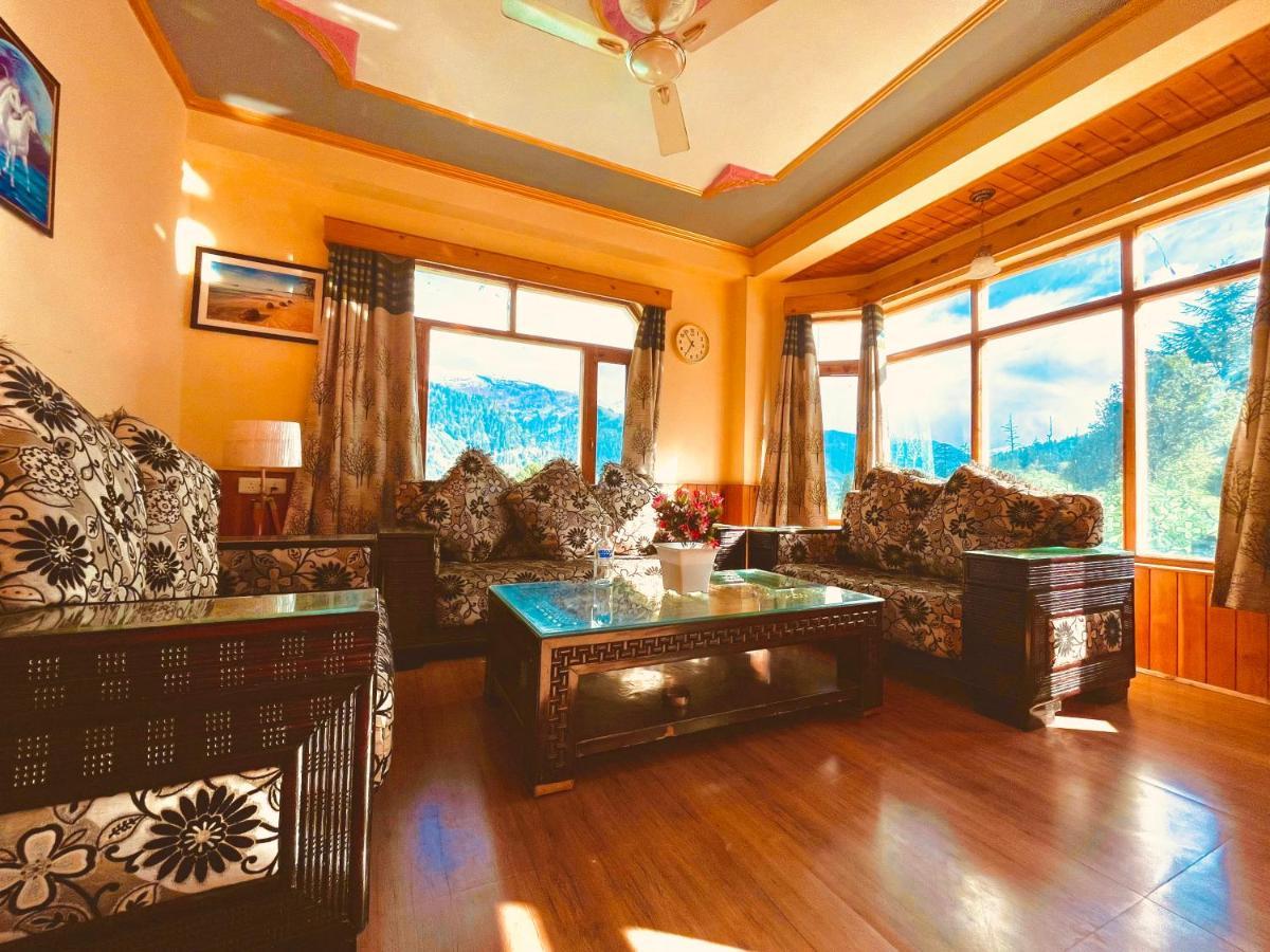 Woods Villa- A Luxury Mountains View Cottages Manali  Exterior photo