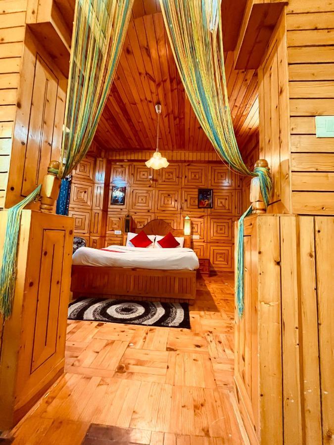 Woods Villa- A Luxury Mountains View Cottages Manali  Exterior photo