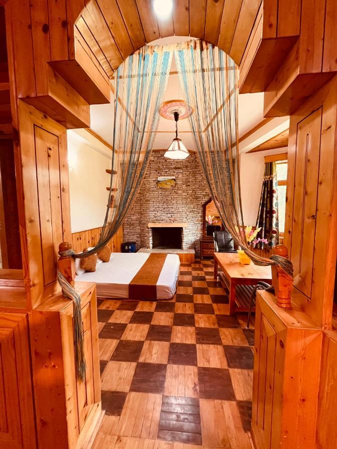 Woods Villa- A Luxury Mountains View Cottages Manali  Exterior photo